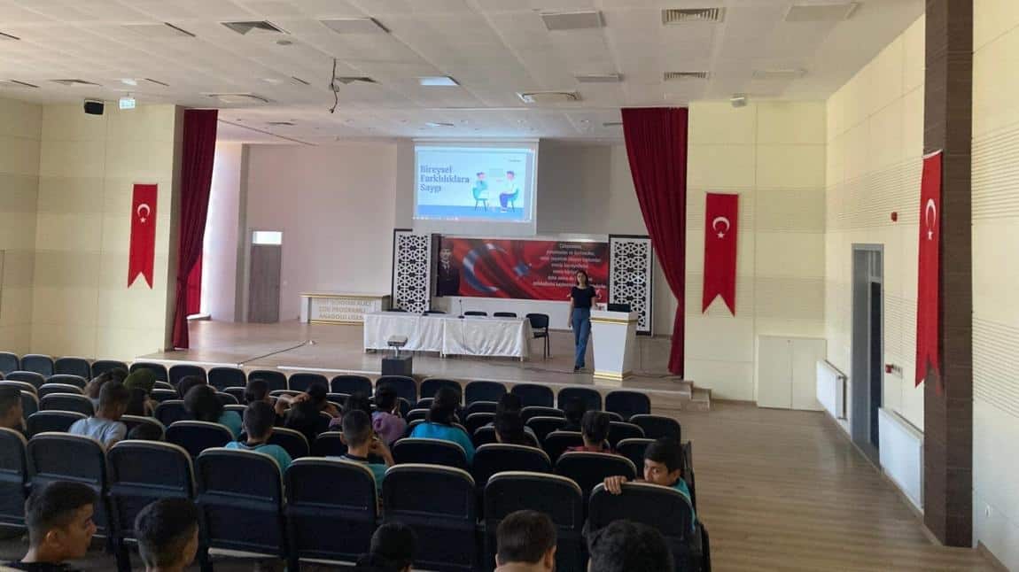 Akran Zorbalığı ve Bireysel Farklılıklara Saygı Semineri